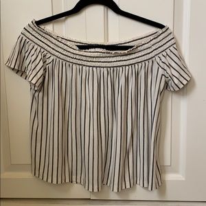 American Eagle off the shoulder top